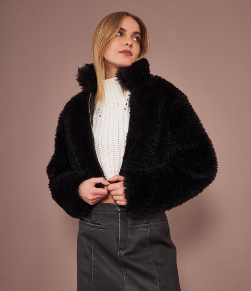 Pelliccia con zip – Zuiki Italia