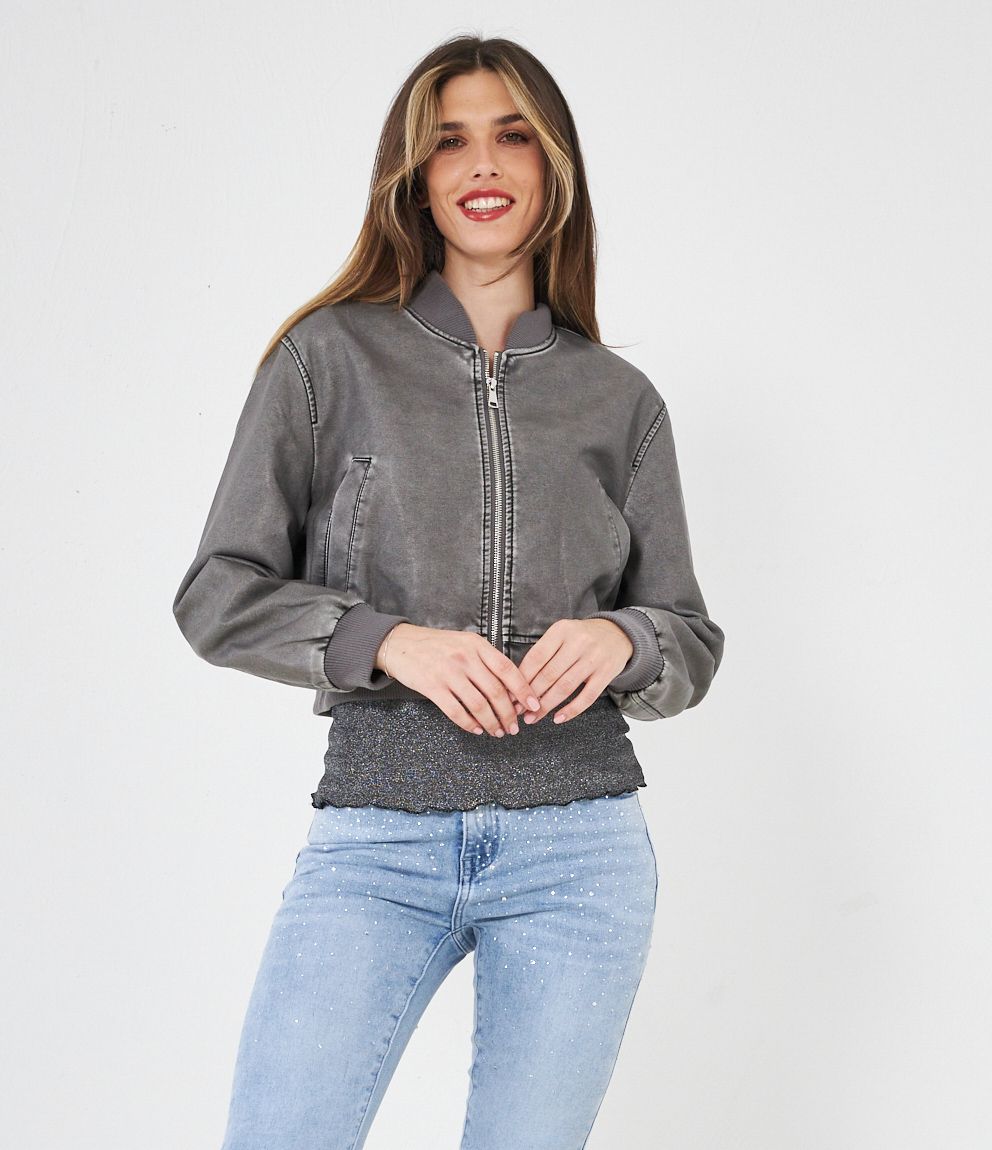 Skinny Jeans Zuiki Giacca Di Jeans Zuiki Italia Zuiki Giubbini In