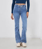Jeans flare con dettaglio